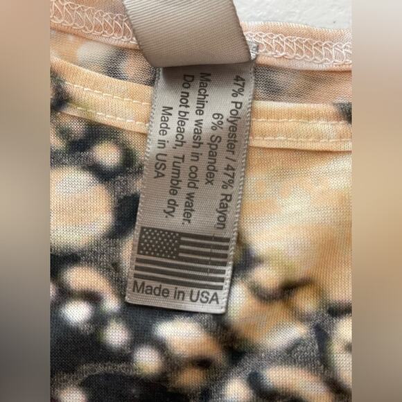 New ~ GO COUTURE ~ Crewneck Printed T-Shirt Made in USA Medium Oversized - Picture 6 of 7